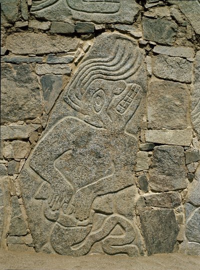 Vegg med relieff av en kriger av Pre Columbian Pre Columbian