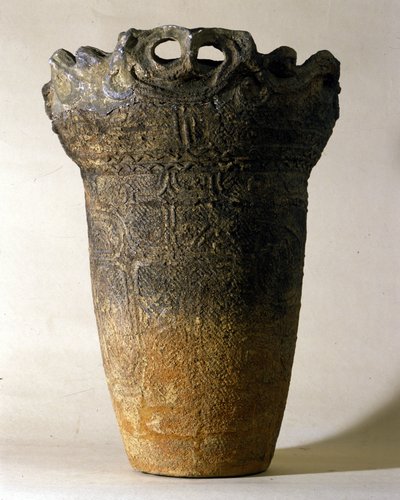Stor terrakottavase fra Jomon-perioden (forhistorisk periode i Japan). Roma, Nasjonalmuseet for orientalsk kunst. av Prehistoric Prehistoric