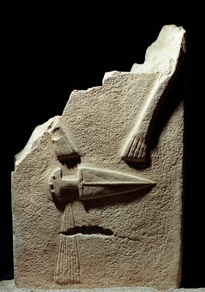 Forhistorisk kunst: stele skåret ut under jernalderen fra stedet Lunigiana nær La Spezia, Italia. 1100-800 f.Kr. La Spezia, kommunalt museum for Lunigiana-sivilisasjonen av Prehistoric Prehistoric