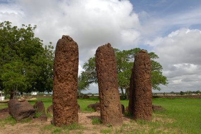 Forhistorie: Megalittisk sirkel av steiner fra Wassu, Gambia (bilde) av Prehistoric Prehistoric