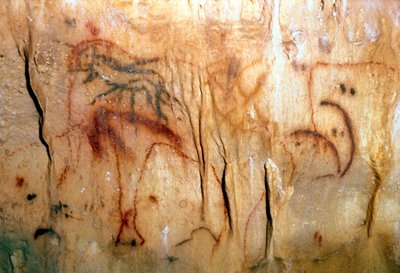 Forhistorie: en såret mann (bergmaleri) av Prehistoric Prehistoric