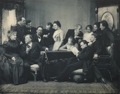 Anton Tsjekhov mellom skuespillerne i stykket Måken, 1899 av Pyotr Petrovich Pavlov