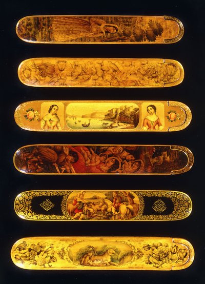 Seks pappmache polykrom lakk qalamdans, 1800-tallet av Qajar School