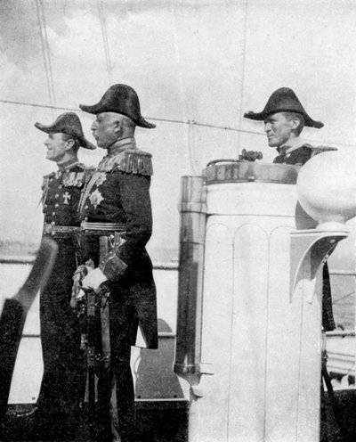 The Duke of Connaught med Commodores Keppel og Crampton, 1907 1908. av Queen Alexandra