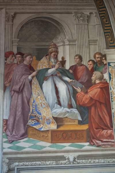 Die Übergabe der Dekretalen an Papst Gregor IX. von Raphael (1483-1520)