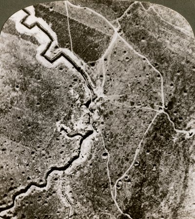Luftfoto av de tyske linjene, første verdenskrig, 1914-1918. av Realistic Travels Publishers