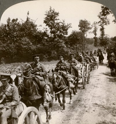 Å ta opp reserveammunisjon, første verdenskrig, 1914-1918. av Realistic Travels Publishers