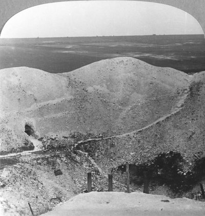 Gruvekrater ved La Boisselle, Somme, Frankrike, første verdenskrig, c1916-c1918 av Realistic Travels Publishers