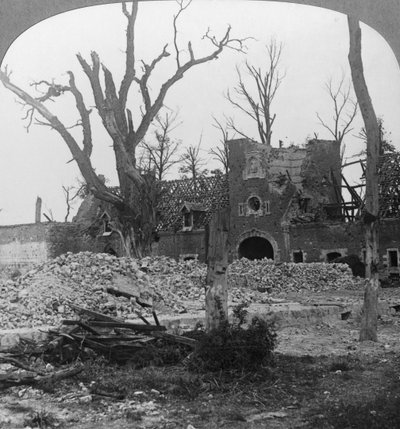 Ruinene av Beury Chateau, Festubert, Frankrike, første verdenskrig, c1914-c1918 av Realistic Travels Publishers