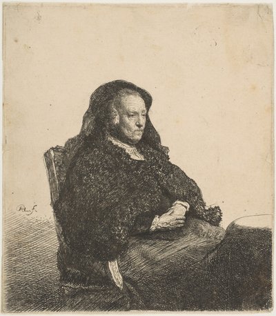 Kunstnerens mor sitter ved et bord og ser rett ut: Trekvart lengde, ca. 1631. av Rembrandt van Rijn