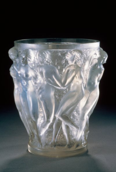 Bacchantes vase i opaliserende glass, ca 1920, av Rene Lalique (1860-1945). Frankrike, 1900-tallet. av Rene Jules Lalique