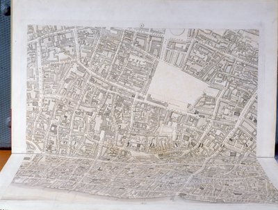 Plan of the City of London, publisert 1813 (se 247354-247356) av Richard Horwood