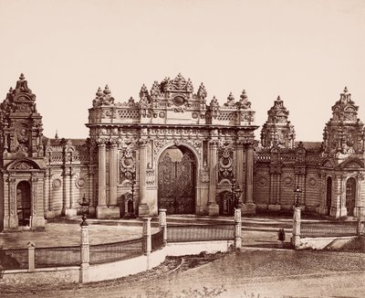 Keiserporten Dolmabahçe Palace av Robertson and Beato