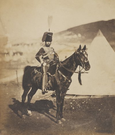Kornett Henry John Wilkin, 11. (eller prins Alberts egne) husarer, 1855 av Roger Fenton