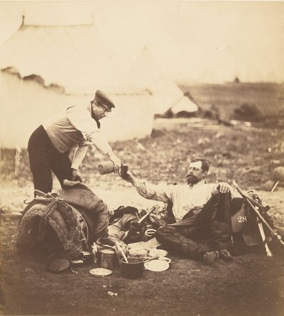 Oberstløytnant Hallewell, arbeidsdagen hans er over. av Roger Fenton