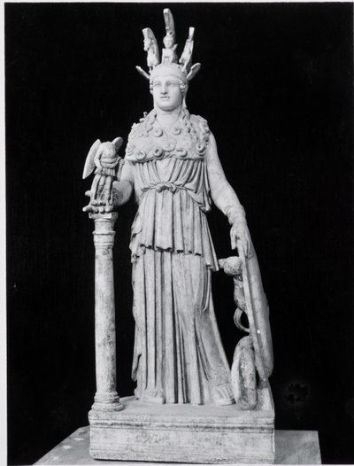 Athena Parthenos, kopi av en original fra 500-tallet av Phidias (ca. 500-c.432 f.Kr.) (marmor) (s/hvitt-foto) av Roman