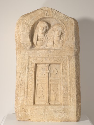 Begravelsesstela til presten Dionysios og hans kone, Tertia, ca. 240-260 (marmor) av Roman