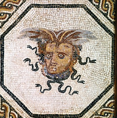  av Roman