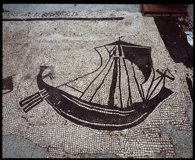 Romersk kunst: "Ship" Mosaic of the Seafarers Corporation, Place des Corporations av Roman
