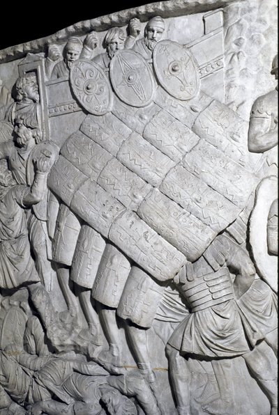Romersk kunst: "" angrep på romerne under den første krigen"" Form fra 1862 som gjengir basrelieffene av søylen til Trajan (søylen Trajane) (Colonna Traiana) i Roma bygget under keiser Trajans regjeringstid (53-117) (lav lettelse) av Roman