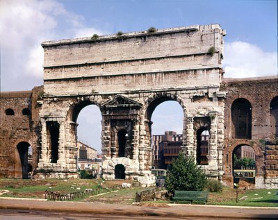 Utsikt over maggiore-porten (major), dette er punktet hvor Claudes akvedukt ender i 38 ap. JC., Roma. av Roman