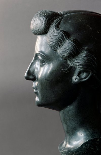 Romersk kunst: byste av Livia (55 f.Kr.-29 e.Kr.) (Livia Drusilla Augusta), kone til den romerske keiseren Augustus (Octavian, Octavian eller latin Gaius Julius Caesar Octavianus) (61 f.Kr.-14 AD). 31 f.Kr. Basalt skulptur. Dim. 0,32m. Louvre-museet, Paris av Roman Roman