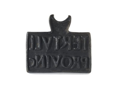 Romersk stempel brukt til stempling av produkter eller eiendom, fra Cramond, Midlothian, AD 140-211 (bronse) av Roman Roman