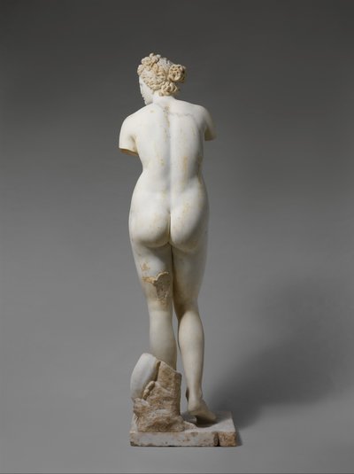 Statue av Afrodite av Roman Roman