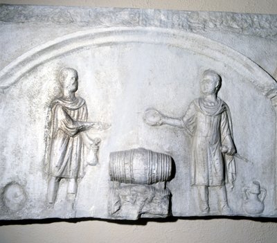 Vinhandlerskilt i romertiden. Ostia-museet (Ostia) av Roman Roman