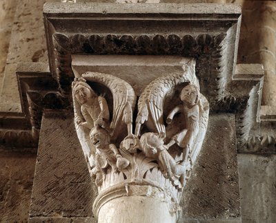 Straff for gjerrig og bakvaskelse (utskåret hovedstad) av Romanesque