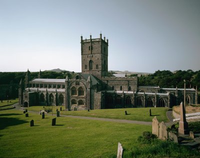 Romansk kunst: utsikt over St. David-kirken bygget mellom det 6. og 12. århundre. Saint David