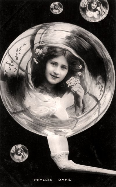 Phyllis Dare 1890-1975, engelsk skuespillerinne, 1907. av Rotary Photo
