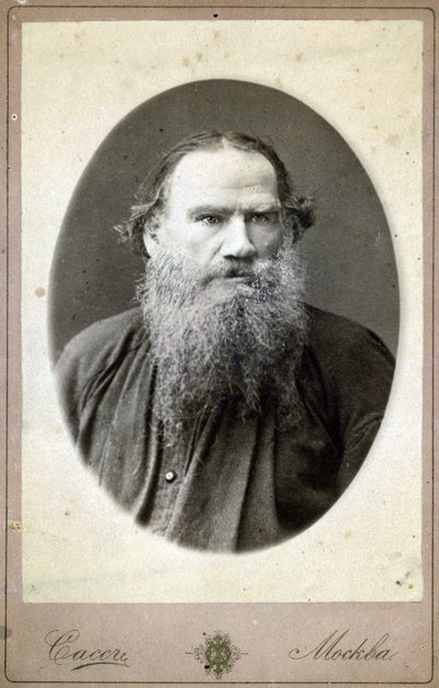 Portrett av Lev Nikolajevitsj, grev Tolstoi (Leon Tolstoi), russisk forfatter (1828-1910). av Russian Photographer
