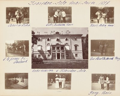 Den russiske keiserfamilien, side fra et album med fotografier, ca. 1897-99 (s/hvitt-foto) (se også 487673-80) av Russian Photographer