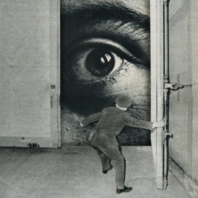Et surrealistisk blikk utover døren av Sammy Slabbinck