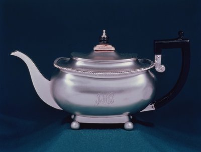 Regency tekanne, 1812-13 sølv, tre med elfenbensknapp av Samuel Hennell