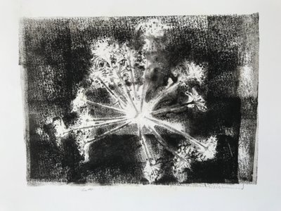 Sidhel E, 2020, (monoprint) av Sarah Thompson Engels