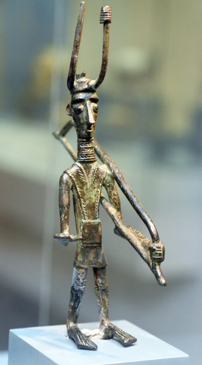 Bronsefigur av en kriger, ca. 1800-1200 f.Kr. (bronse) av Sardinia Nuragic Civilization