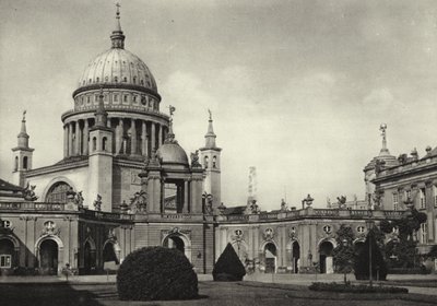 Potsdam, bypalass, utsikt over Nikolaikirche; Bypalasset, utsikt over St Nicholas (s/hvitt bilde) av Sasha Stone