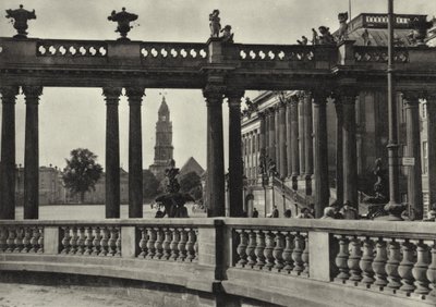 Potsdam, Stadtschloss, Kolonnaden an der Havel; Town Palace, Colonnades on the Havel (s/hvitt bilde) av Sasha Stone