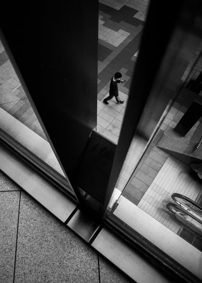 «City Walker» i ramme av Satoshi Hata