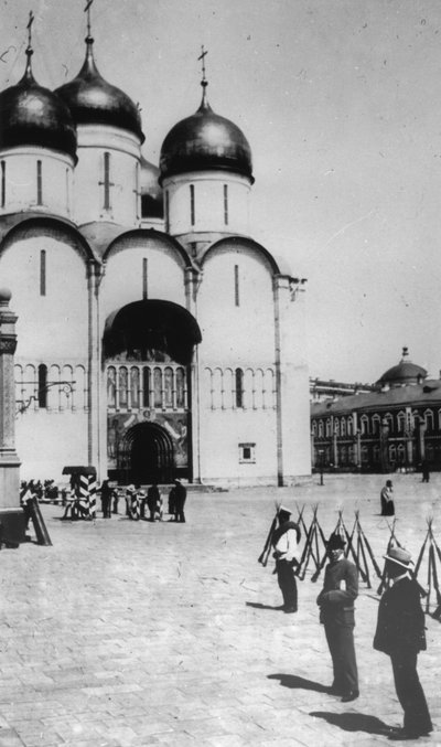 Dormition-katedralen i Kreml i Moskva, Russland, 1883. av Scherer Nabholz and Co