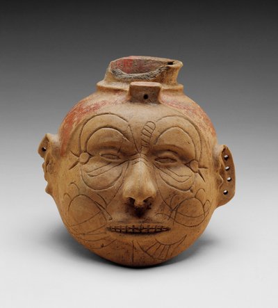 Head Effigy Vessel (buffware med rødt slippigment) av School American
