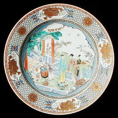 En famille roselader, ca. 1730 (porselen) av School Chinese