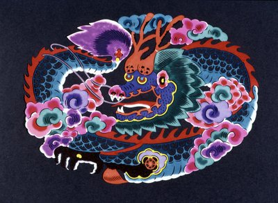 Kinesisk papir kuttet og farget med en drage av School Chinese