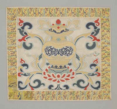 Åtte buddhistiske dyrebare ting, vase av School Chinese