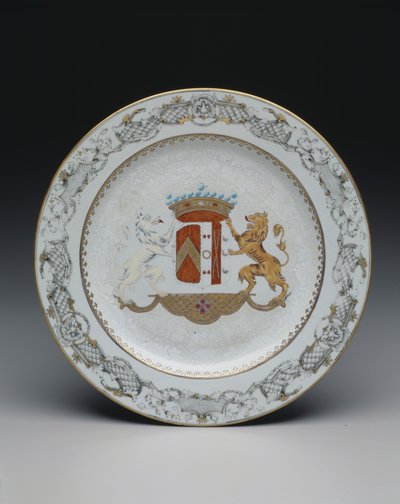 Tallerken med våpenskjold, ca. 1740 (porselen med farget og grisaille-emaljer) av School Chinese
