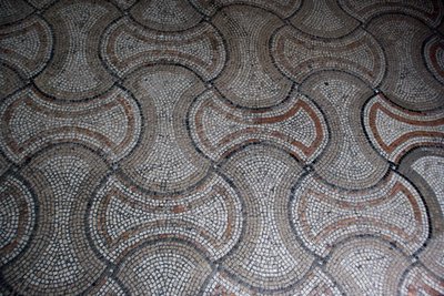 Detalj av gulvdekorasjon (mosaikk) av School Italian