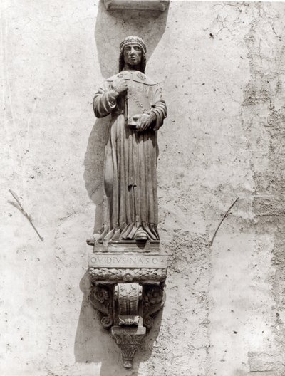 Statue av Ovid (43BC-AD17) av School Italian