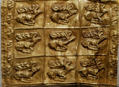 Art Scythian (Scythian sivilisasjon eller Scythia): dekke av gullkogger dekorerer dyr (hjort). Fra Tumulus n°4 i Kelermes, Krasnodar-regionen, Kuban, Russland, 700-tallet f.Kr. av Scythian